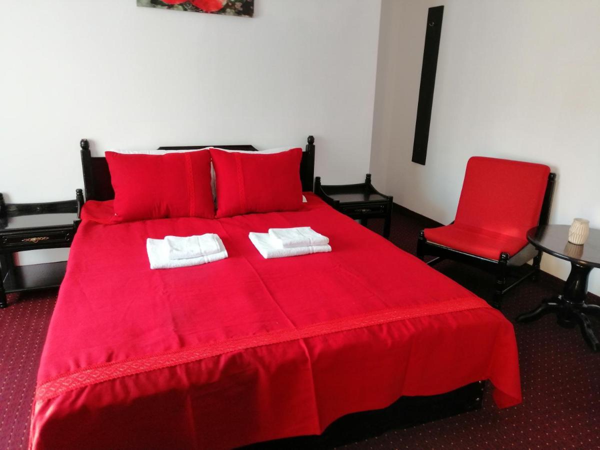 Copou Inn Ясси Екстер'єр фото