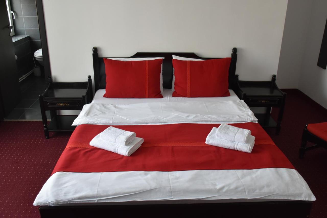 Copou Inn Ясси Екстер'єр фото